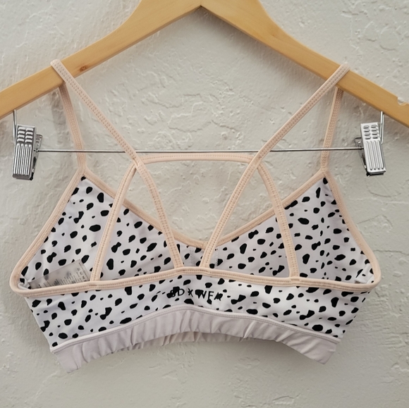 Sarah's Day x White Fox Active Small - Picture 2 of 4